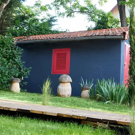 Chalet Le By Lb Et Lb