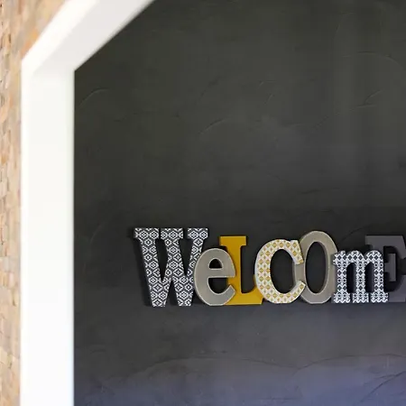 Le By Lb Et Lb Σαλέ Μπον