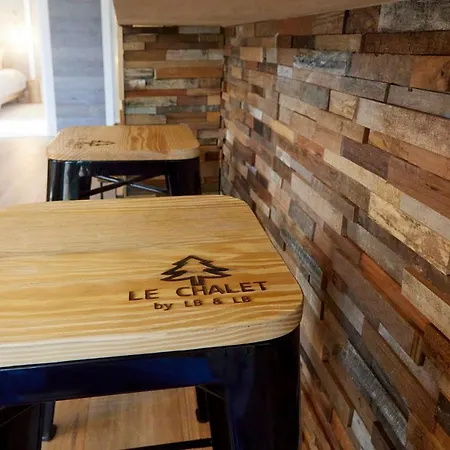 Le By Lb Et Lb * Μπον